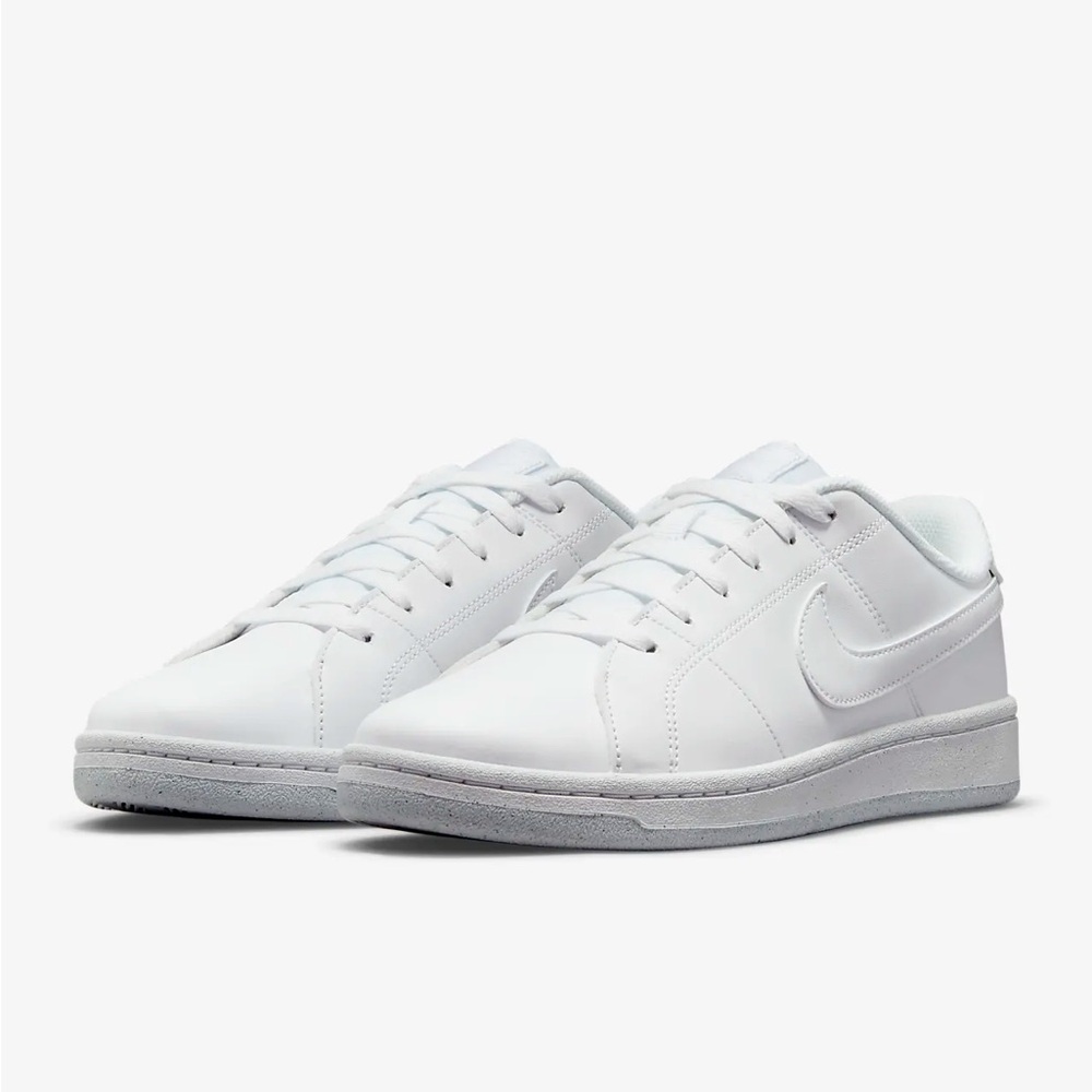 New! Nike Court Royale 2